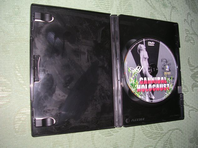 CANNIBAL HOLOCAUST - Foto 7