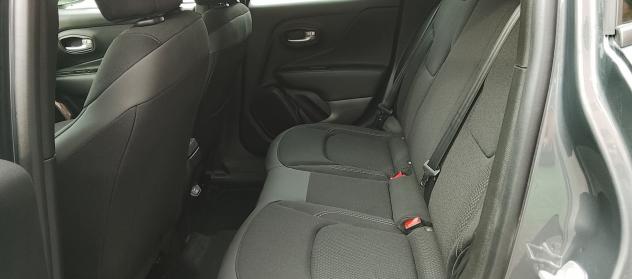 Jeep Renegade e-Hybrid 1.5 T4 MHEV 130cv Altitude DDCT - Foto 7