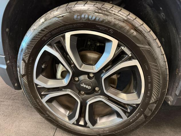 Jeep Avenger 1.2 Turbo 100 CV Summit - Foto 8