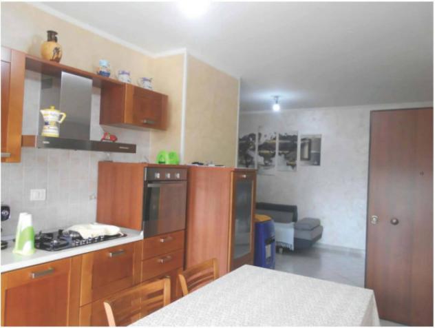 Immobile in asta di 72 m², box auto in vendita a Campagna - Foto 2