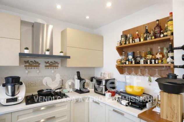 Appartamento di 101 m² con 3 locali e posto auto in vendita a Taranto - Foto 5