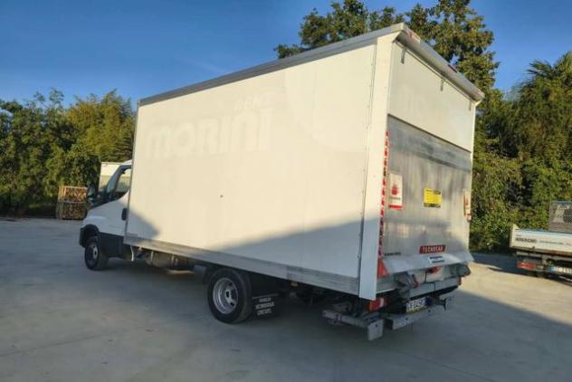 IVECO DAILY 35 14 2.3 FURGONATO CON PEDANA CARICATRICE rif. 24135962 - Foto 5