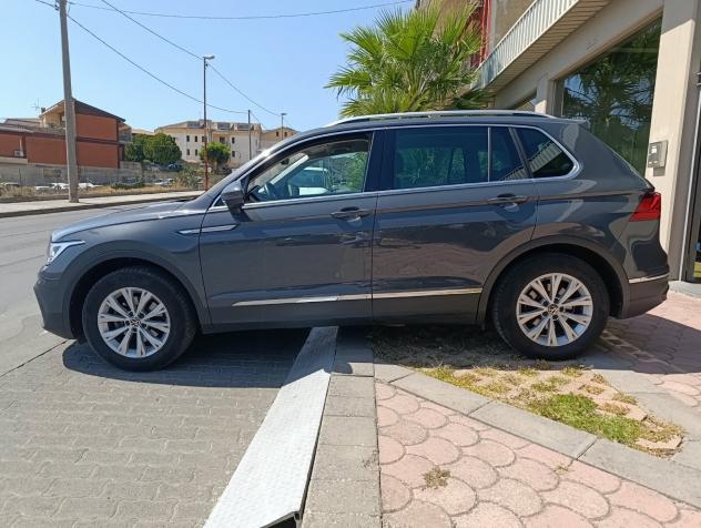 Volkswagen Tiguan 2.0 TDI 150 CV SCR DSG Life - Foto 7