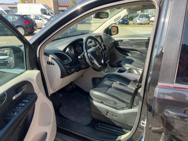 Lancia Voyager 2.8 TD Gold 163 CV Cambio Rotto - Foto 5