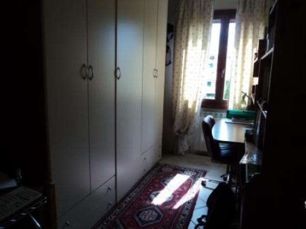 Elegante e panoramica villetta a schiera posta in posizione angolare. - Foto 7