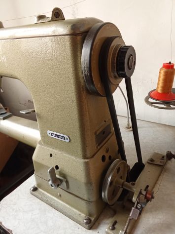 Macchina da cucire professionale - Foto 3