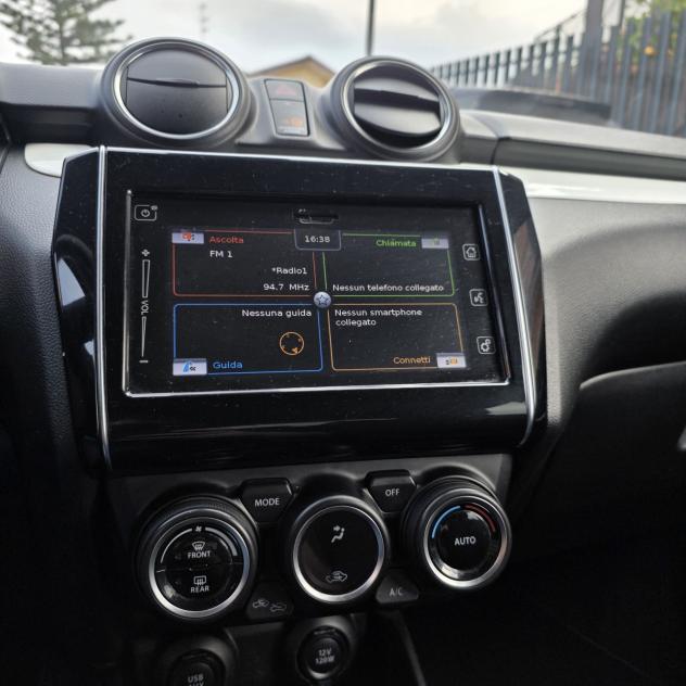 Suzuki Swift 1.2 Hybrid Top 2WD - Foto 6