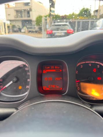 FIAT Panda 1.0 FireFly 70cv S&S Hybrid City Life - Foto 8