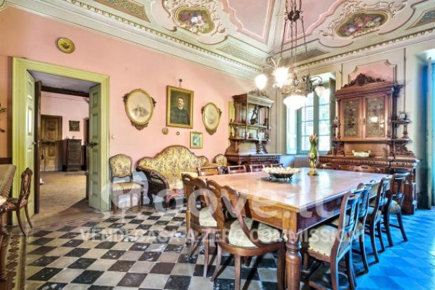 Palazzo / Stabile di 700 m² con più di 5 locali in vendita a Colverde - Foto 10