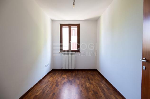 RAVENNA – LUMINOSO APPARTAMENTO IN ZONA EMERGENTE E STRATEGICA - Foto 14