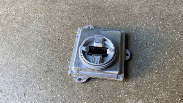 Centralina fari Xenon Bmw X1 E84 del 2013 (L90028076)