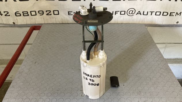 Pompa carburante Kia Sorento 2.5 CRDI del 2006 (31150-3E600)