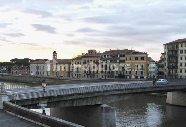 appartamento in vendita a Pisa in zona Lungarni