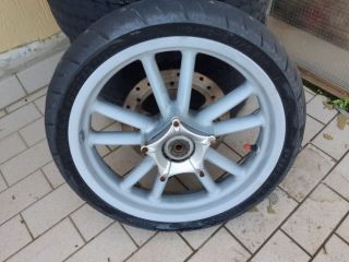 RUOTA ANTERIORE PIAGGIO BEVERLY 200 2003