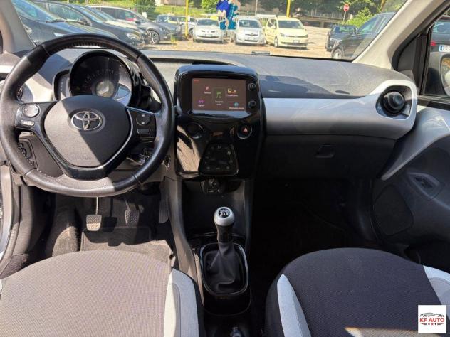 TOYOTA - Aygo 5p 1.0 x-play my15 - Foto 10