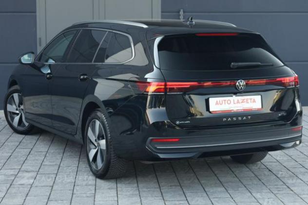 VOLKSWAGEN Passat 1.5 TSI eTSI DSG Business rif. 23917580 - Foto 4