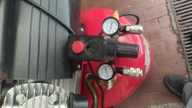 Compressore bicilindrico 50 lt - Foto 2