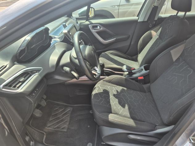 Peugeot 2008 BlueHDi 100 S&S Active - Foto 10