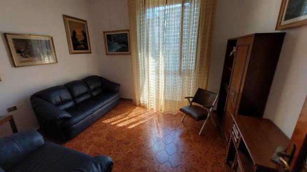 Appartamento in vendita a Capraia - Capraia e Limite 75 mq Rif: 1140857