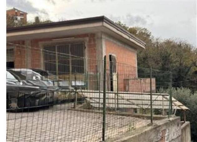 Immobile in asta di 199 m² con più di 5 locali in vendita a Montappone - Foto 3