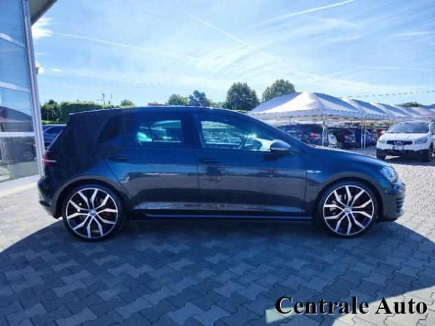 VOLKSWAGEN Golf GTD 2.0 TDI DSG 5p. BlueMotion Technology rif. 23803894 - Foto 4