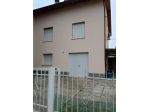 Villa a Cella con giardino