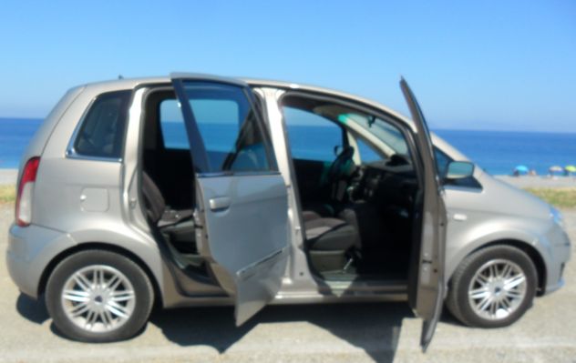AUTO USATA COME NUOVA e RISPARMIOSA - Foto 3