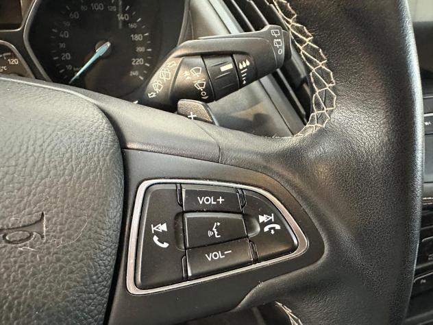 Ford Kuga 2.0 TDCI 180 CV S&S 4WD Powershift Vignale - Foto 3