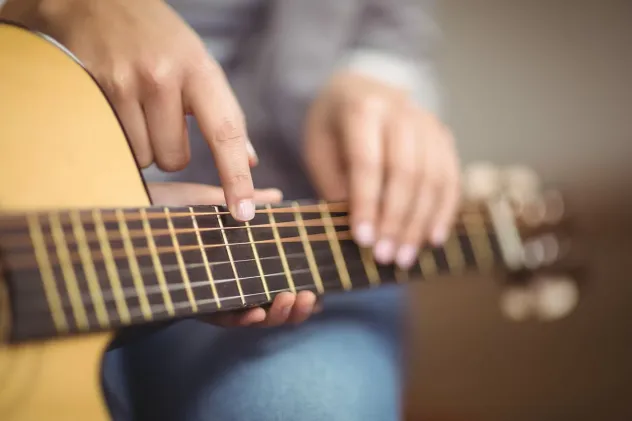 LEZIONI CHITARRA CLASSICA