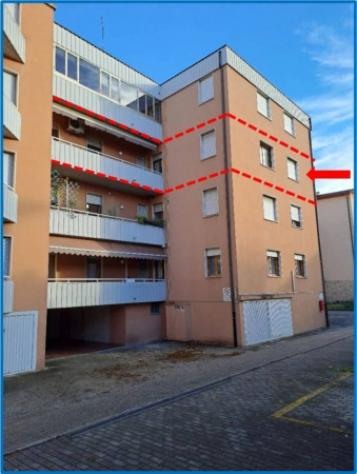 Immobile in asta di 170 m² con più di 5 locali e box auto doppio in vendita a Treviso - Foto 2