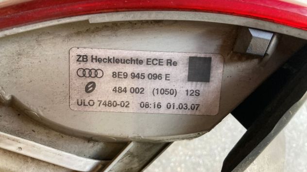 Fanale posteriore DX Audi A4 B7 SW del 2007 (8E9945906E) - Foto 3