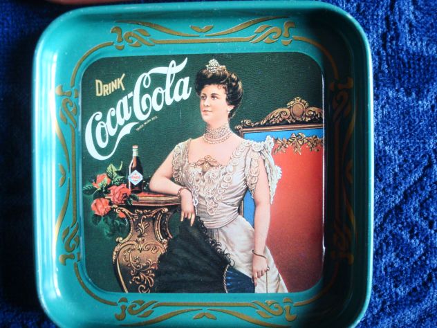 Vassoio in metallo + 6 Sottobicchieri commemorazione 100 Anni COCA COLA - Foto 10