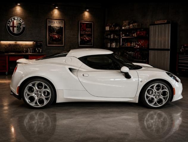 Alfa Romeo 4C 1750 TBi - Foto 3