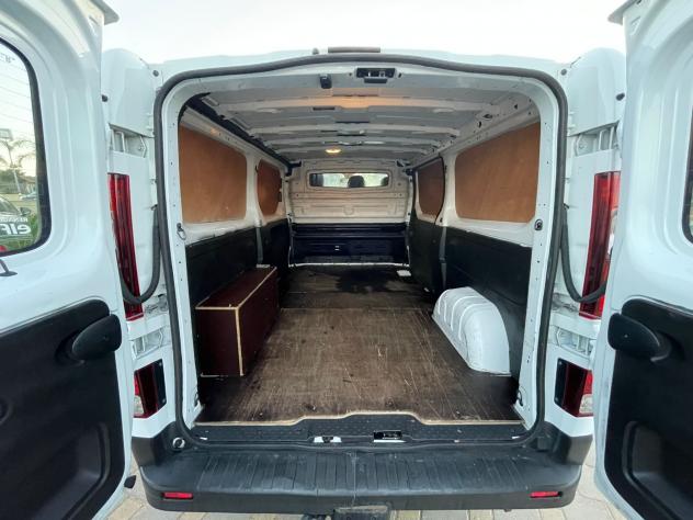 RENAULT TRAFIC 1.6DCI 120CV L2H1 NAVIGATORE IVA NON DEDUCIBILE - Foto 11