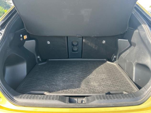 Toyota Yaris Cross 1.5 Hybrid 5p. E-CVT AWD-i Adventure - Foto 6