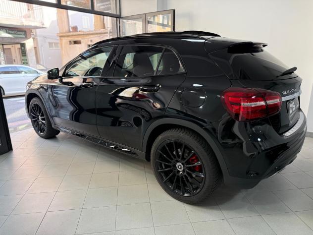 MERCEDES-BENZ GLA 200 d AUTOMATIC PREMIUM NIGHT EDITION TETTO APRIBILE - Foto 8