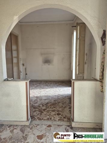 Capaci – Corso Vittorio Emanuele Ampio appartamento di 130 mq - Foto 6