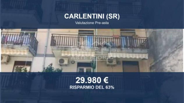 Immobile in asta di 96 m², box auto in vendita a Carlentini