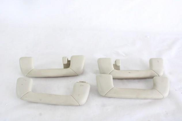 7461078010A0 SET 4 MANIGLIE APPIGLIO TETTO LEXUS NX300H 2.5 I 4X4 114KW AUT 5P (2019) RICAMBIO USATO 7461078020A0 7461078030A0 - Foto 2