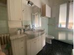 Mobile bagno con lavabo e piano in marmo – vintage anni ’90