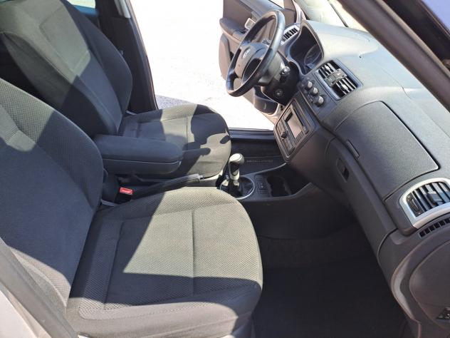 Skoda Roomster 1.9 TDI Sport - Foto 8