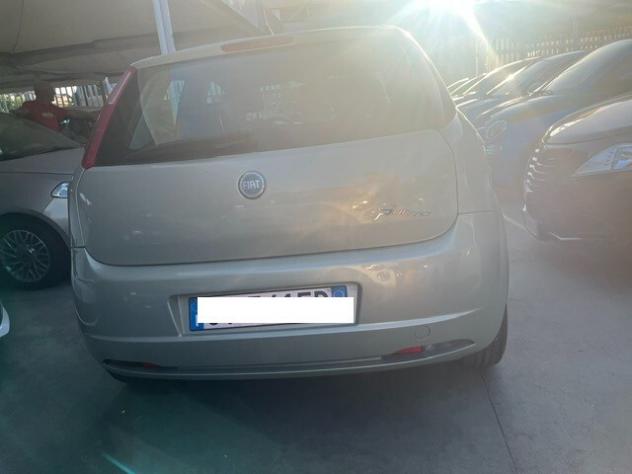 FIAT GRANDE PUNTO 1,3 MJ 75CV - Foto 7