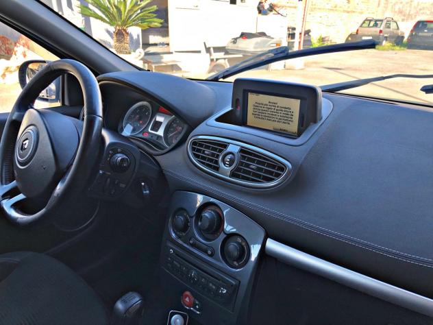 Renault Clio 1.5 dCi 20Th Edition 2011 Navigation - Foto 5