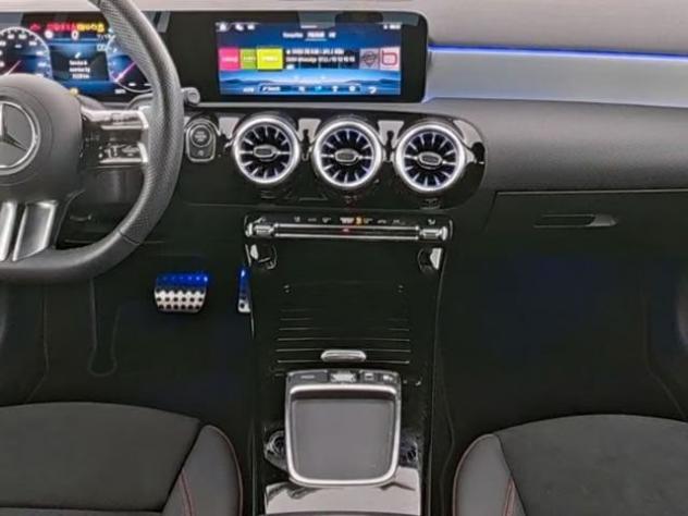 Mercedes-Benz Classe A A 200 Premium AMG LED NAVI - Foto 8