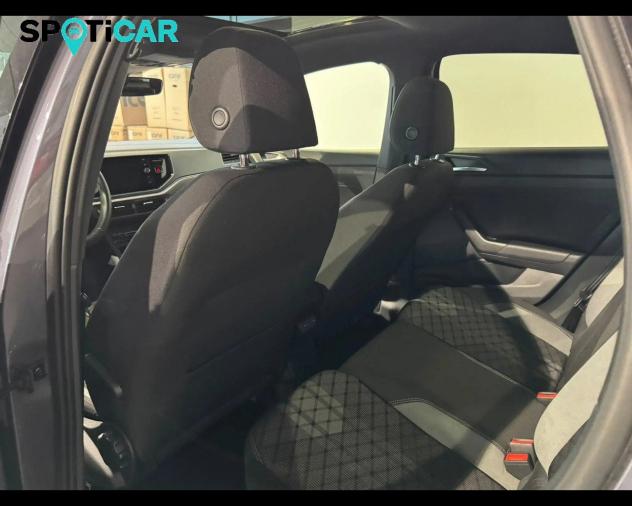 Volkswagen Taigo 1.0 tsi R-Line 115cv - Foto 9