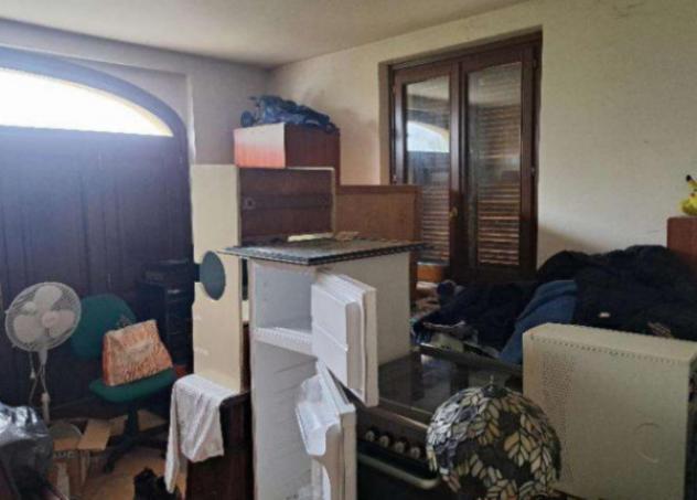 Immobile in asta di 156 m² con più di 5 locali e box auto in vendita a Cannara - Foto 15