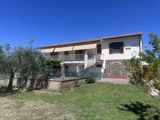 A POCHI MINUTI DAL CENTRO DI BAGNO DI GAVORRANO BELLISSIMA CASA IN CAMPAGNA