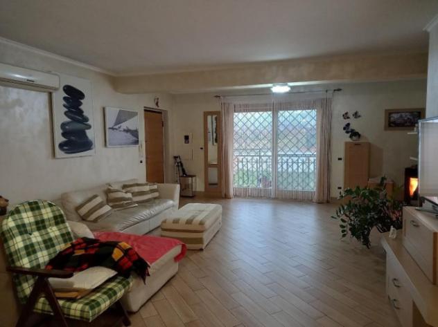Immobile in asta di 120 m² con più di 5 locali e box auto in vendita a Roma - Foto 4