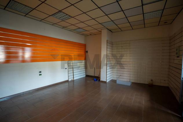 Locale Commerciale in affitto a San Giovanni la Punta - Foto 3