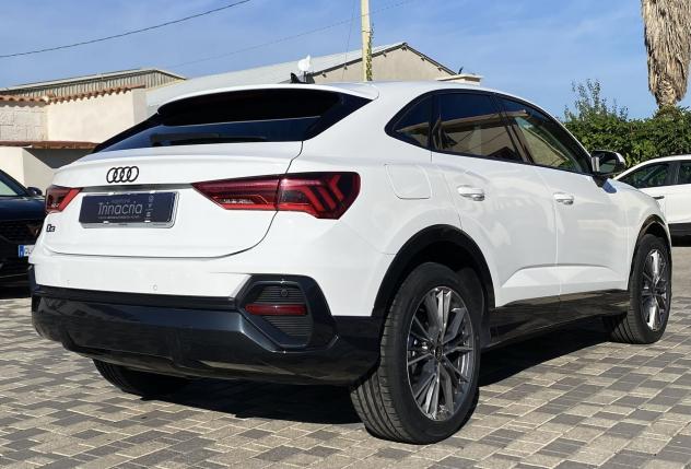 Audi Q3 SPB Business 2.0 TDI 150CV S-Tronic 35 - Foto 4